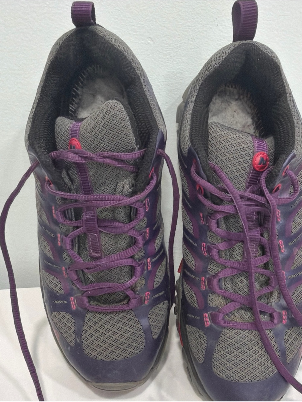 Women’s Trail Sneaker - Purple and Gray